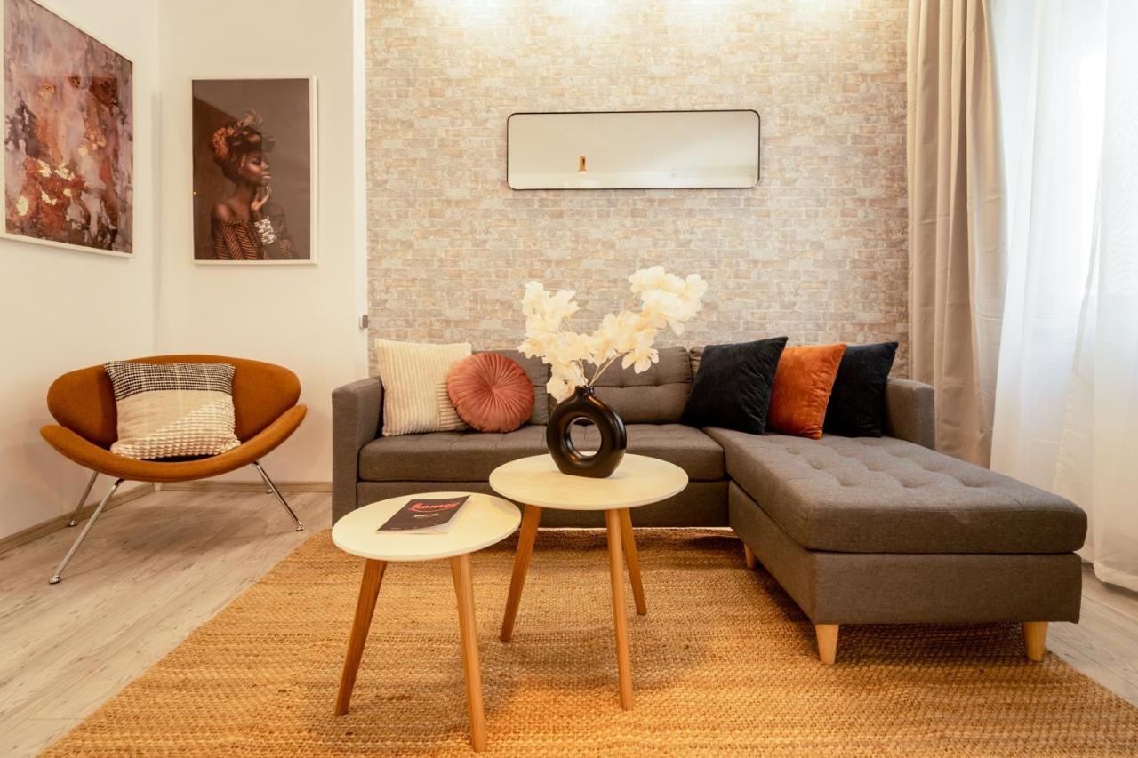 Ideal Stay: Spacious 2Br Apt Near Calea Victoriei Bukarest Exterior foto
