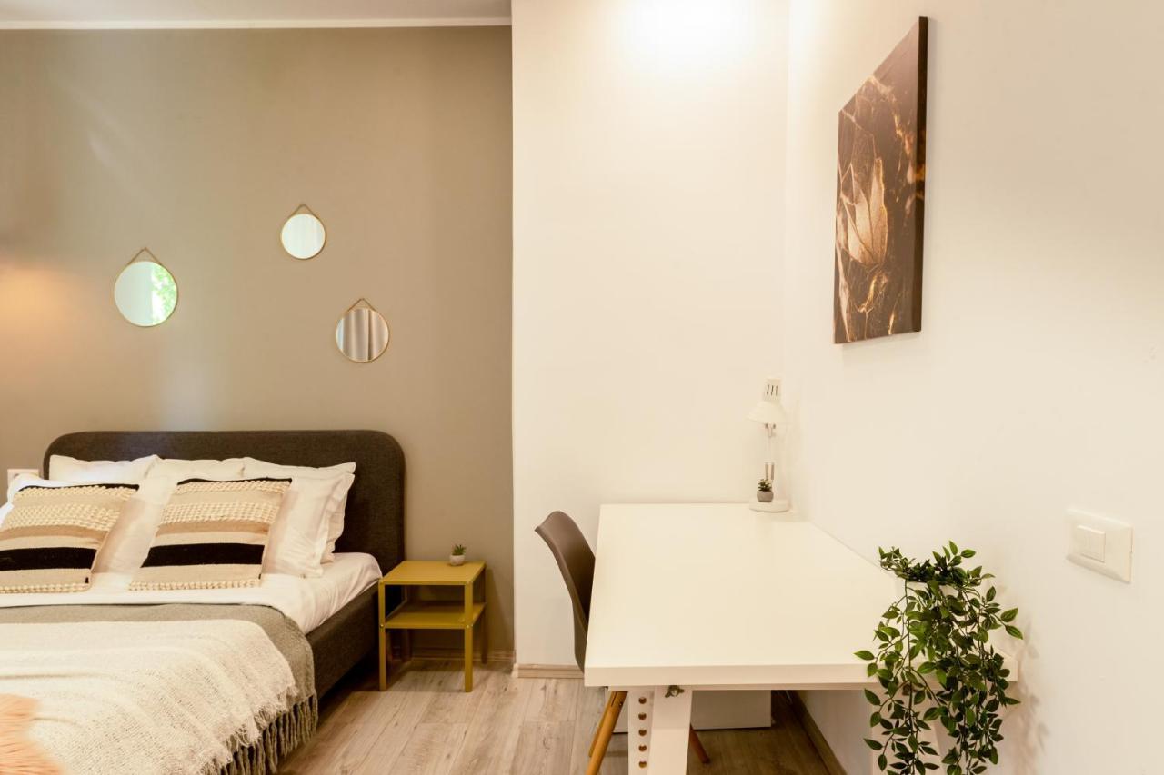 Ideal Stay: Spacious 2Br Apt Near Calea Victoriei Bukarest Exterior foto