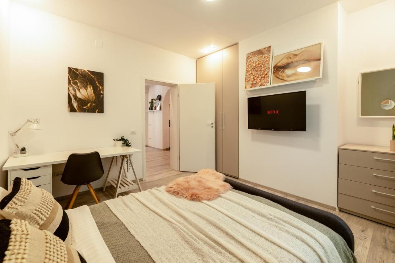 Ideal Stay: Spacious 2Br Apt Near Calea Victoriei Bukarest Exterior foto
