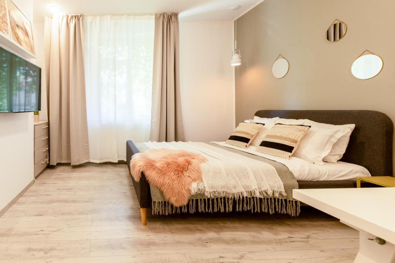Ideal Stay: Spacious 2Br Apt Near Calea Victoriei Bukarest Exterior foto