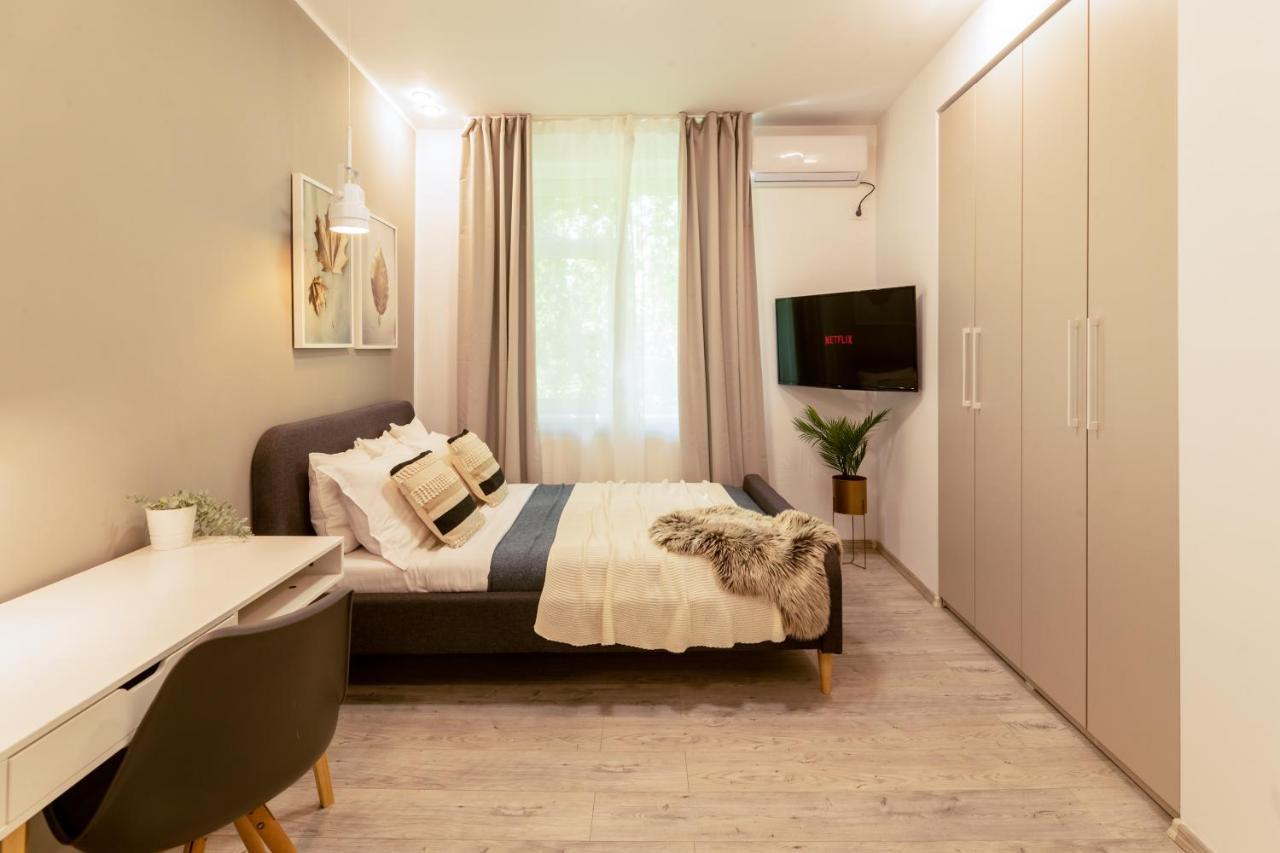 Ideal Stay: Spacious 2Br Apt Near Calea Victoriei Bukarest Exterior foto