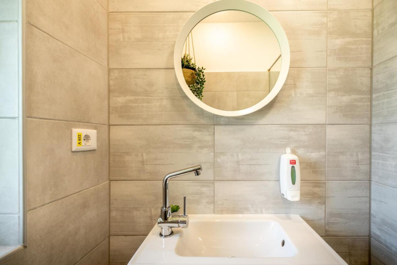 Ideal Stay: Spacious 2Br Apt Near Calea Victoriei Bukarest Exterior foto