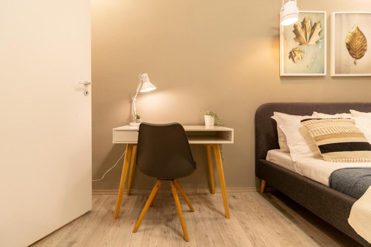 Ideal Stay: Spacious 2Br Apt Near Calea Victoriei Bukarest Exterior foto