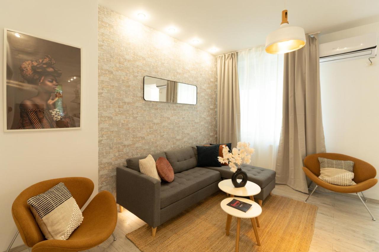 Ideal Stay: Spacious 2Br Apt Near Calea Victoriei Bukarest Exterior foto